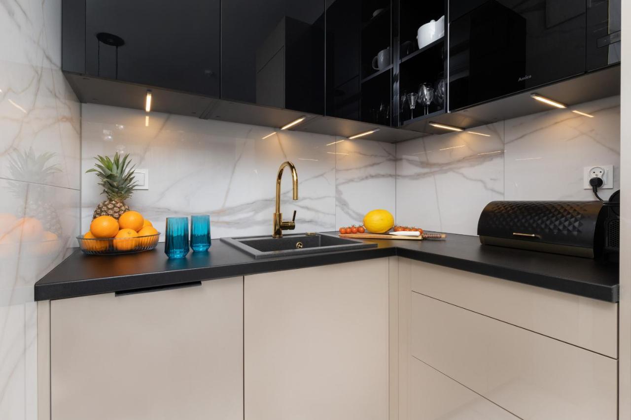 Plac Unii Apartment Gdynia Srodmiescie By Renters Prestige エクステリア 写真